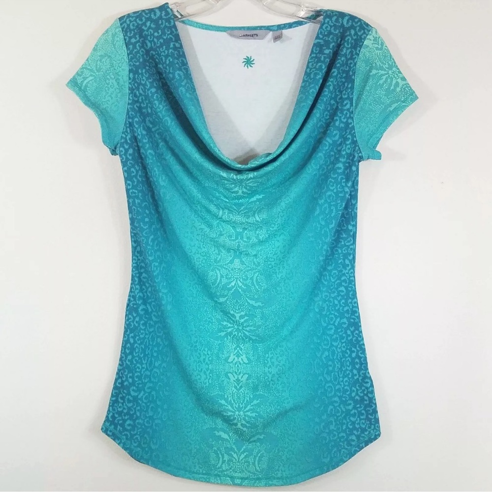 NWT! Gorgeous Athleta Top Super Soft Top